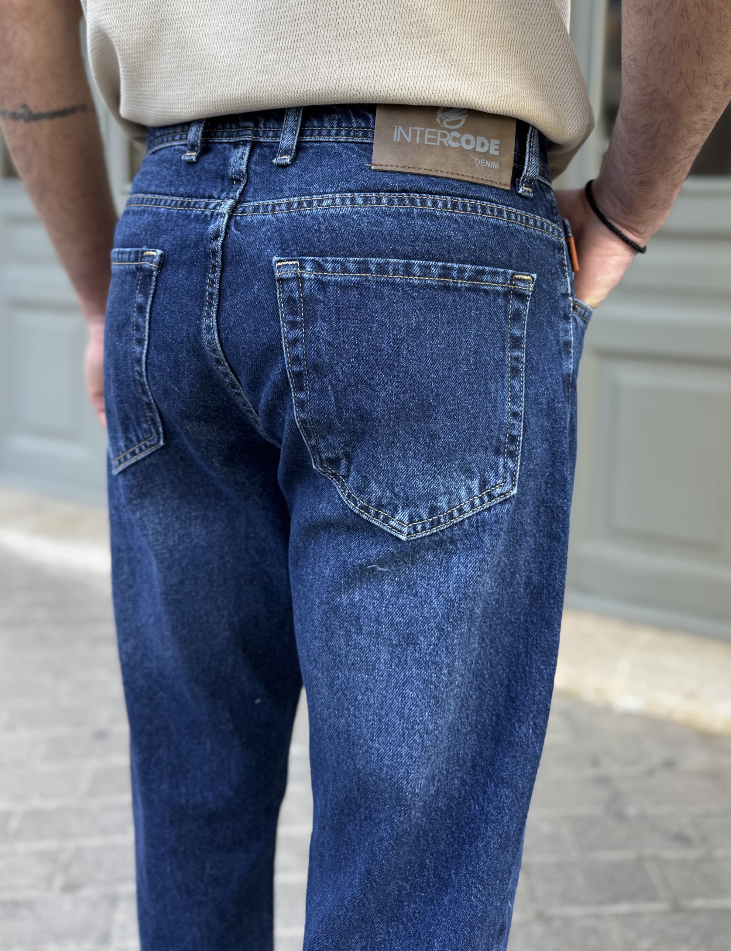 Ανδρικό σκούρο μπλε boyfriend τζιν πεντάτσεπο με σκισίματα 60236 φωτογραφία